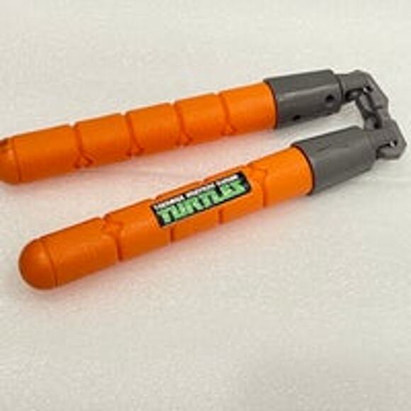 Teenage Mutant Ninja Turtles Nun Chuks - Picture 1 of 3